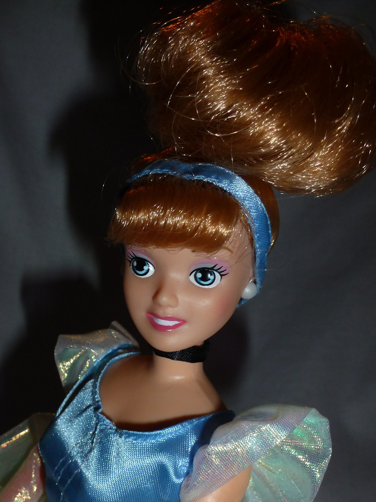 DRESSED GENUINE DISNEY CINDERELLA BARBIE SIZE FASHION DOLL
